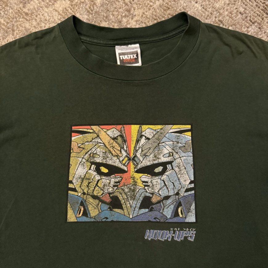 Hook-Ups “Gundam” Shirt
