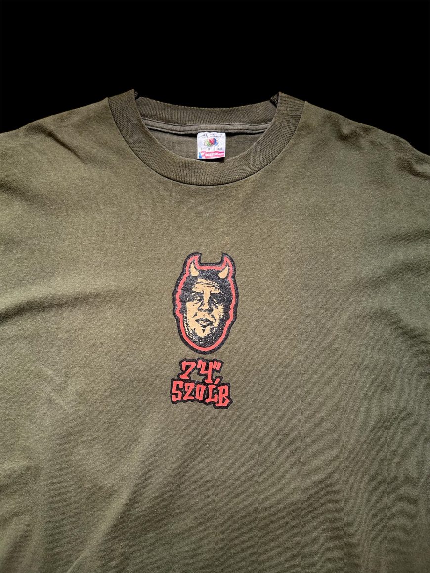 90s Giant tshirt