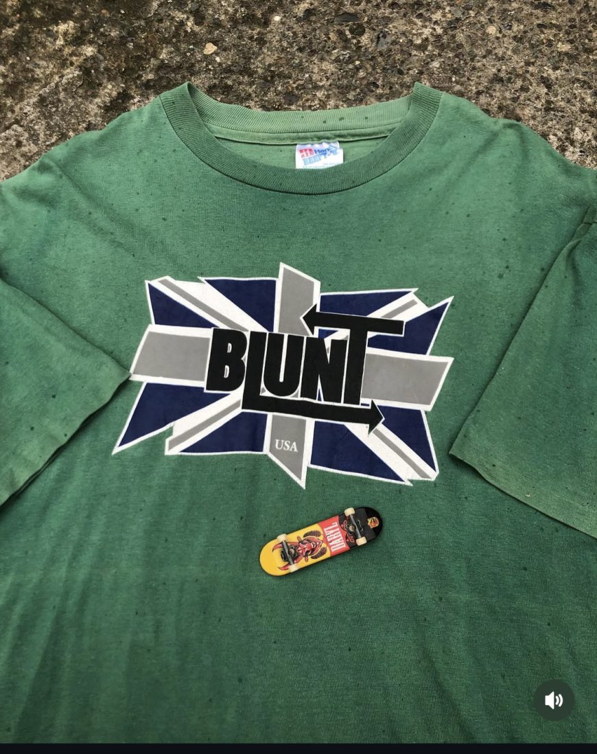 Vintage Blunt Union Jack Logo